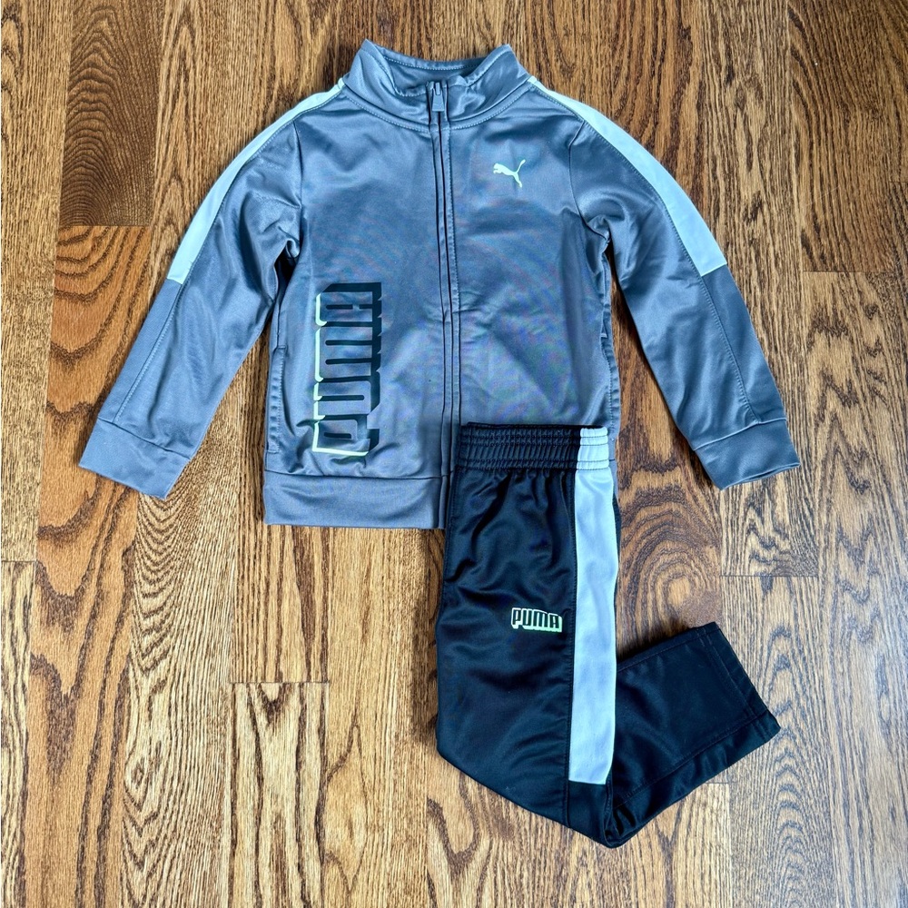 Toddler Puma tracksuit. Size 3T.